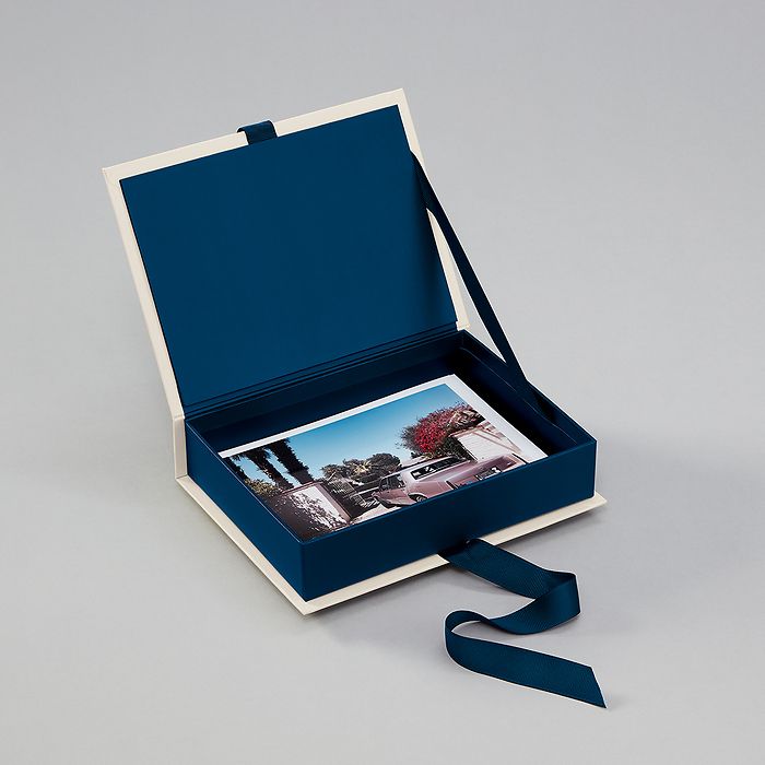 Semikolon Kleine Fotobox mit Einschubfenster Discount Store für neue Produkte